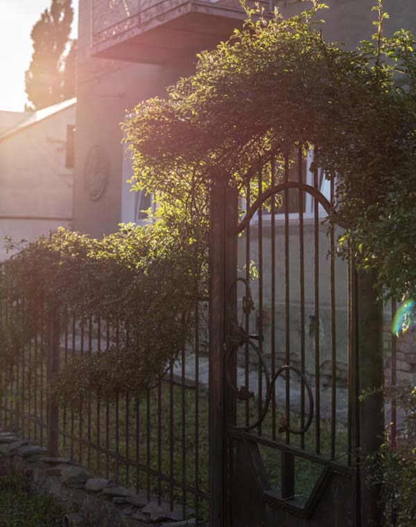 Model Pintu Pagar Dorong