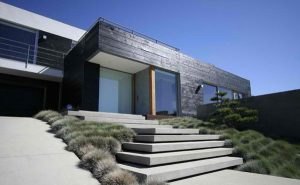 Model Tangga Depan Rumah Minimalis