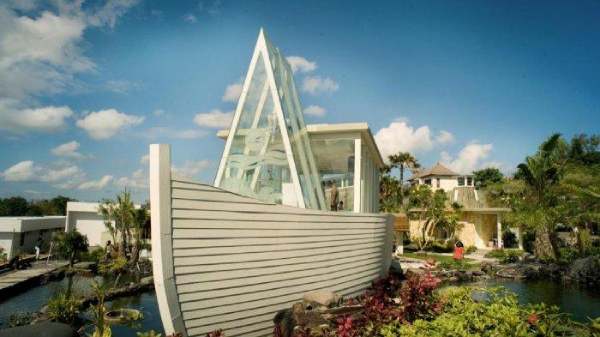 desain rumah villa modern 2 lantai