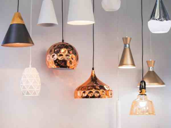 Kombinasi Material dalam Desain Lampu Gantung